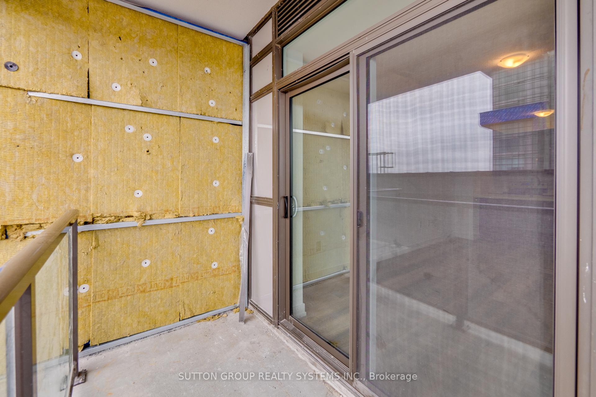 Photo 34 of Unit 617, 470 Dundas Street, Hamilton, Waterdown — HOMEH