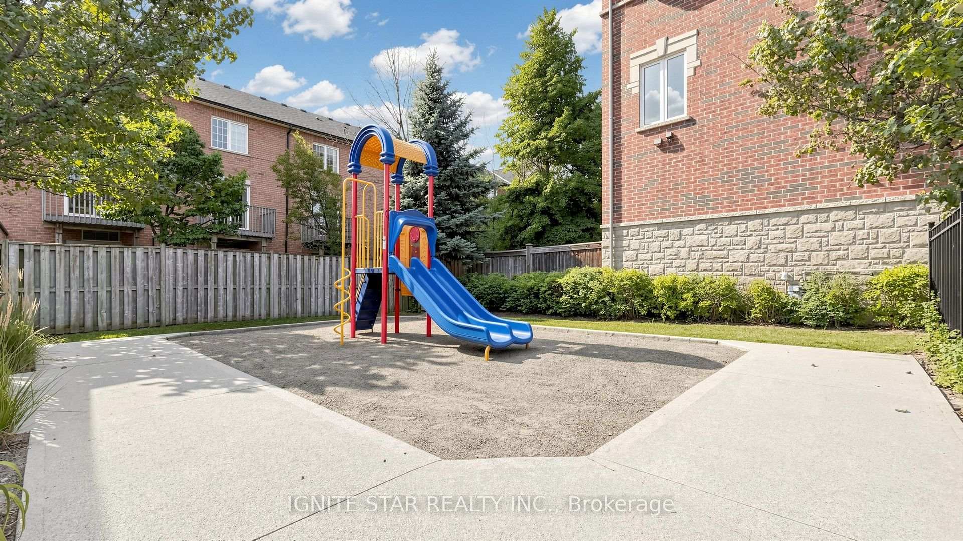 Photo 71 of Unit 21, 2600 Glengarry Road, Mississauga, Erindale — HOMEH