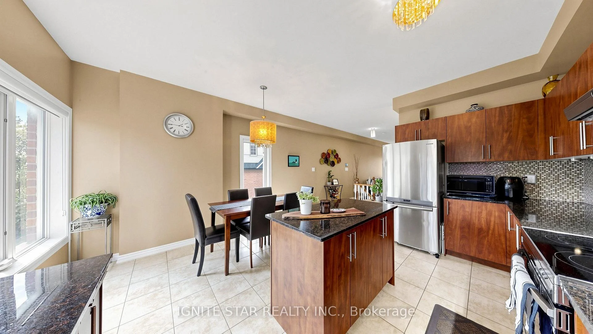 Photo 13 of Unit 21, 2600 Glengarry Road, Mississauga, Erindale — HOMEH