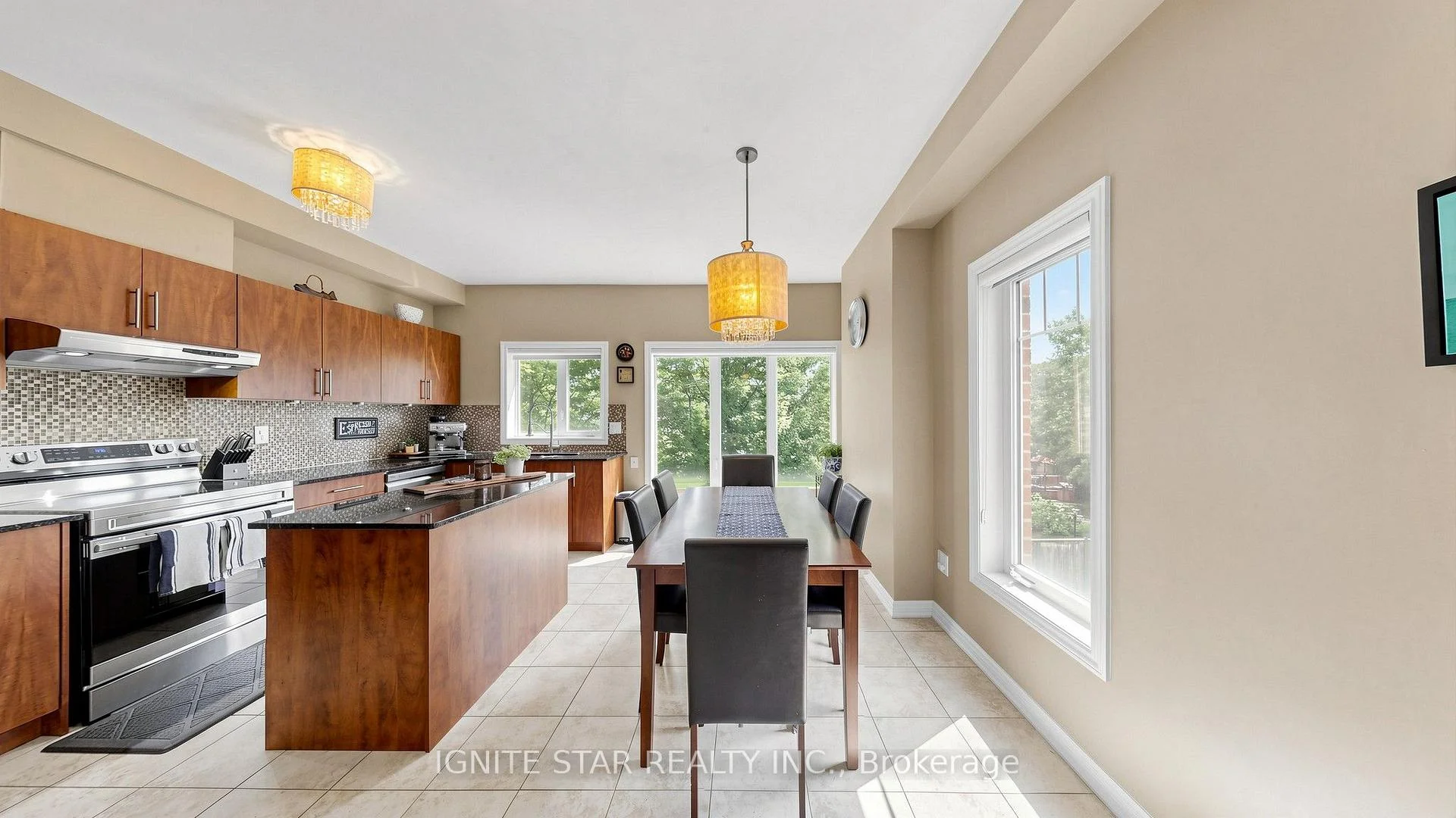 Photo 15 of Unit 21, 2600 Glengarry Road, Mississauga, Erindale — HOMEH