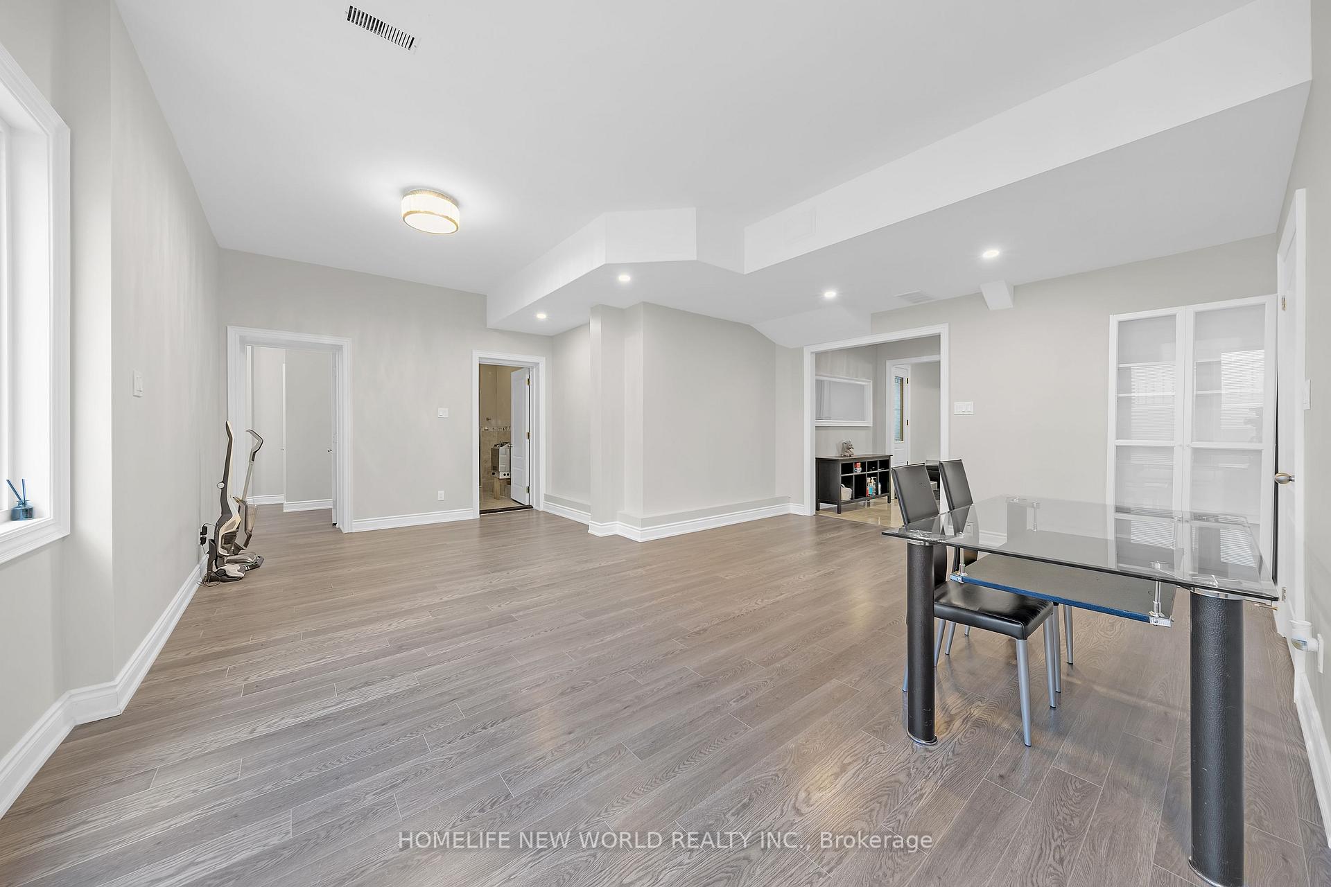 Photo 35 of 10 Stancroft Drive, Richmond Hill, Westbrook — HOMEH