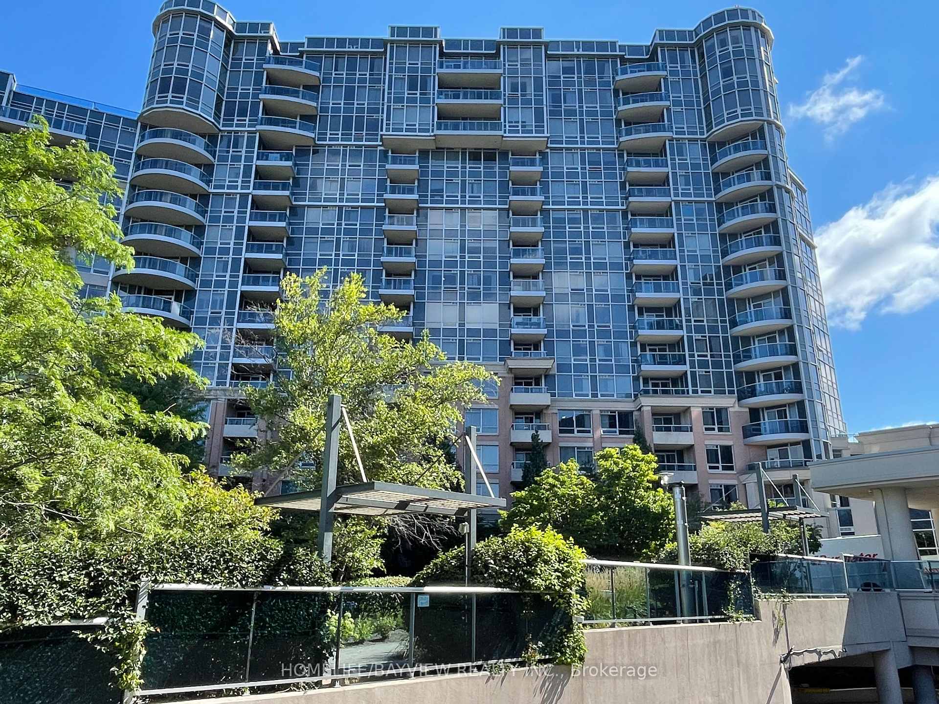 Photo 1 of 33 Cox Boulevard, Markham, Unionville — HOMEH