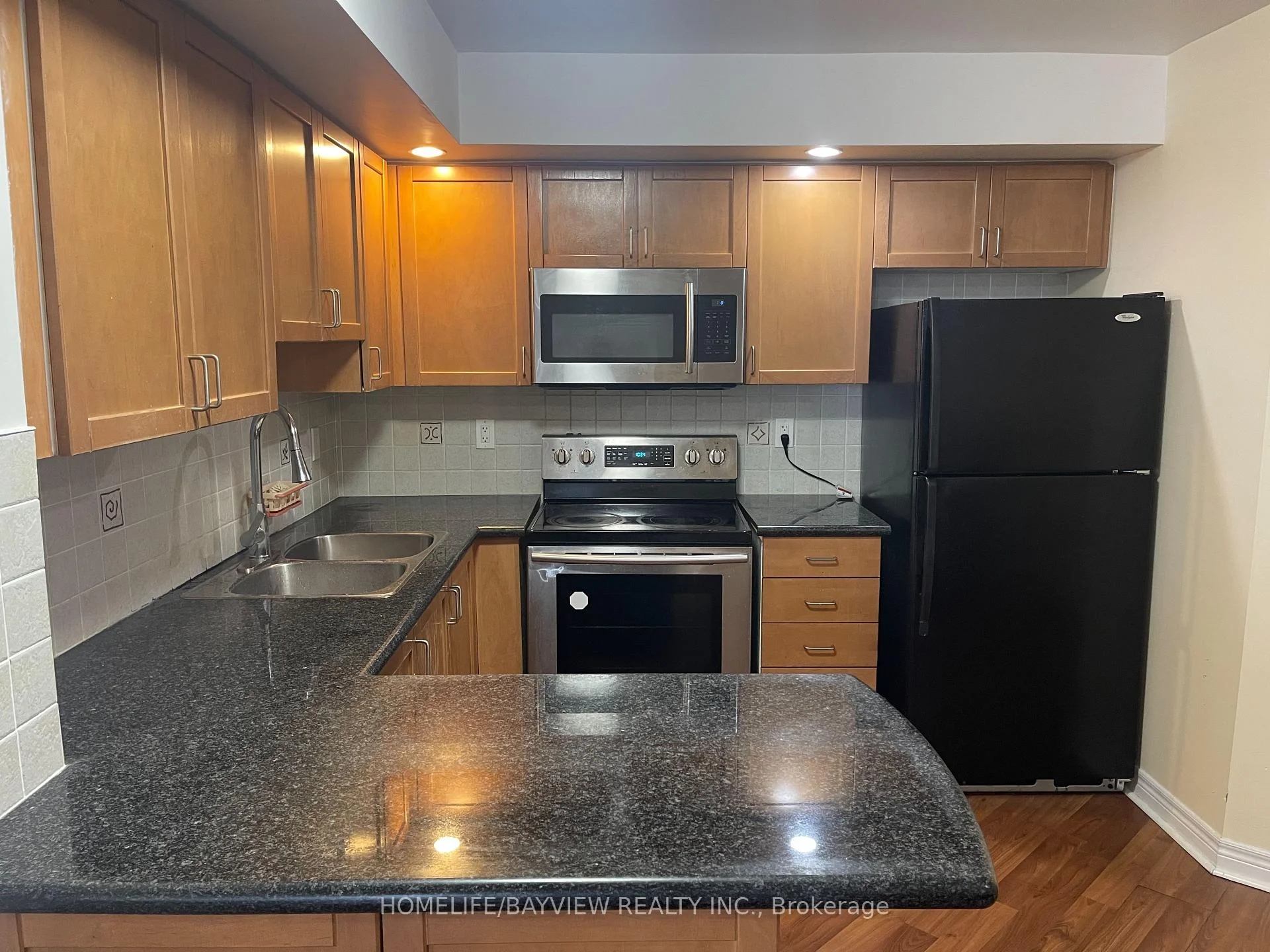 Photo 5 of 33 Cox Boulevard, Markham, Unionville — HOMEH