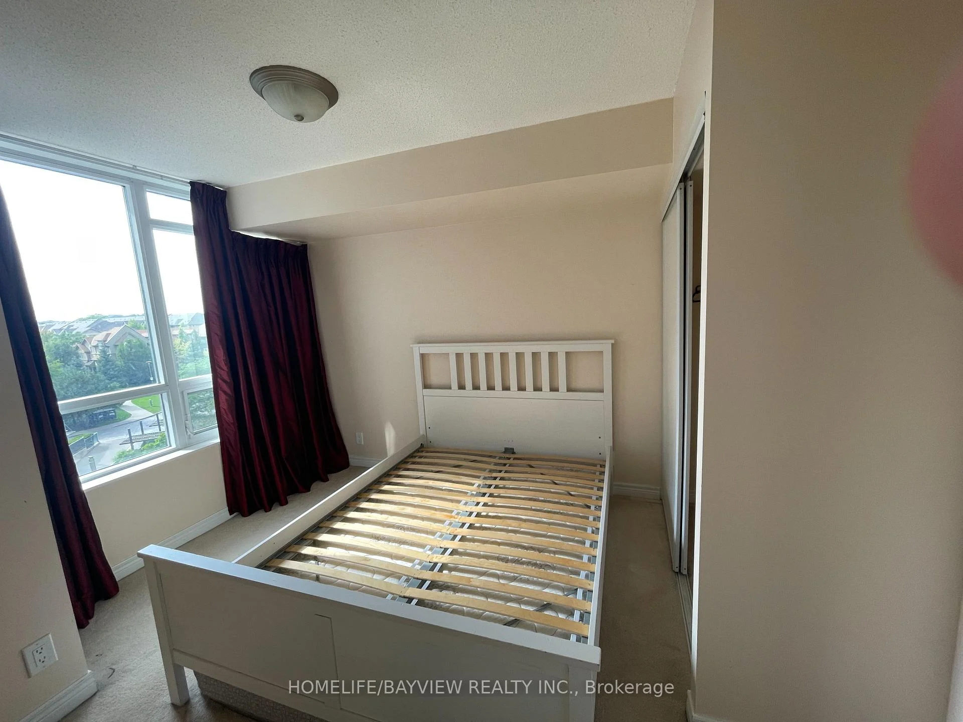 Photo 13 of 33 Cox Boulevard, Markham, Unionville — HOMEH