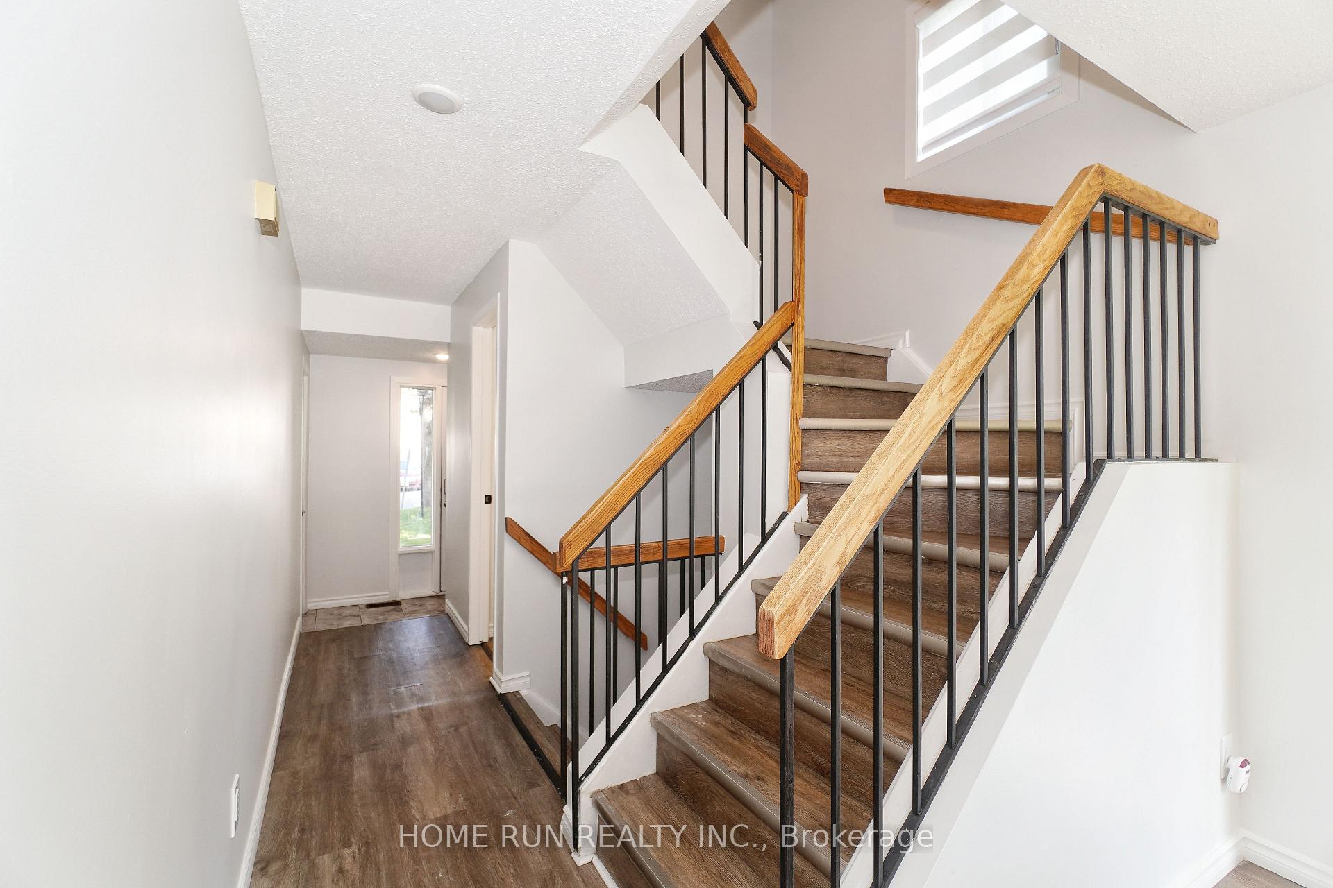Photo 4 of Unit A, 28 Castlebrook Lane, Ottawa, Centrepointe — HOMEH