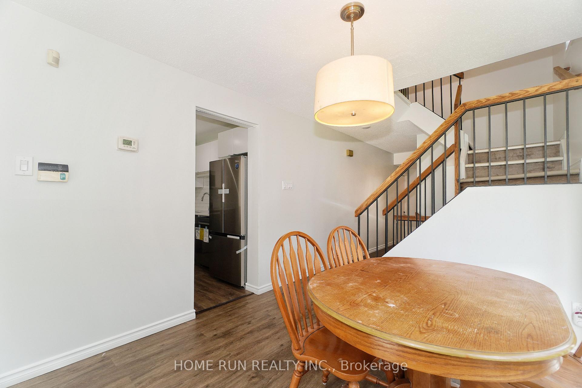 Photo 10 of Unit A, 28 Castlebrook Lane, Ottawa, Centrepointe — HOMEH