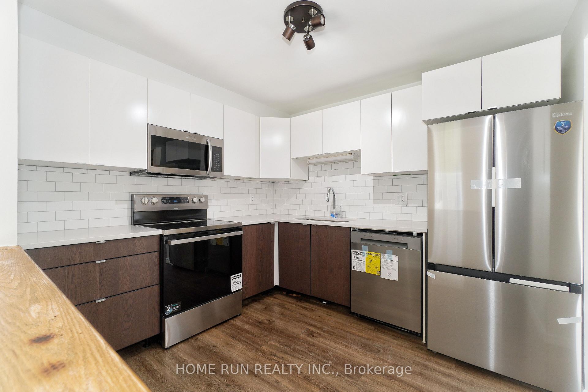 Photo 15 of Unit A, 28 Castlebrook Lane, Ottawa, Centrepointe — HOMEH
