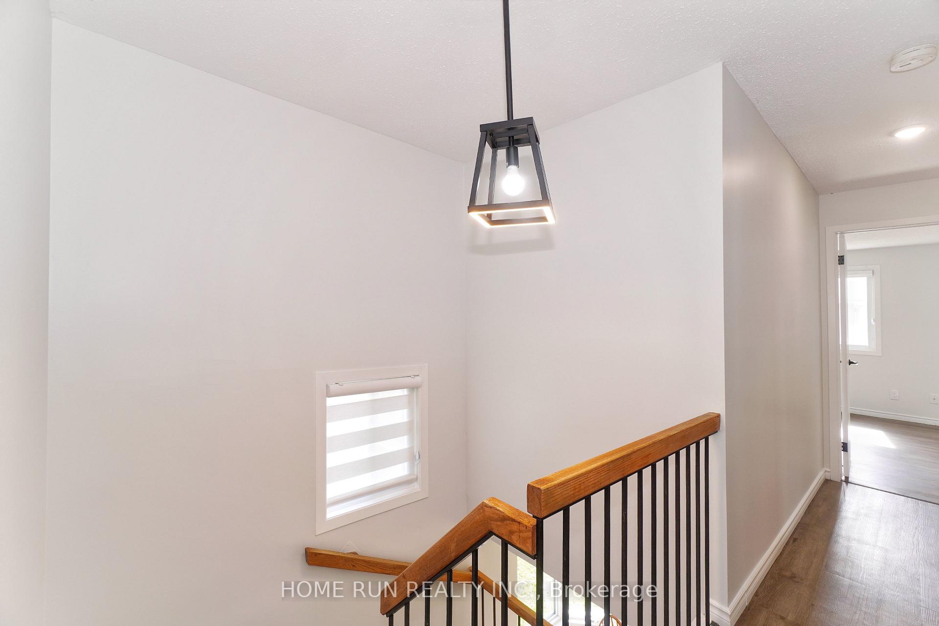 Photo 21 of Unit A, 28 Castlebrook Lane, Ottawa, Centrepointe — HOMEH