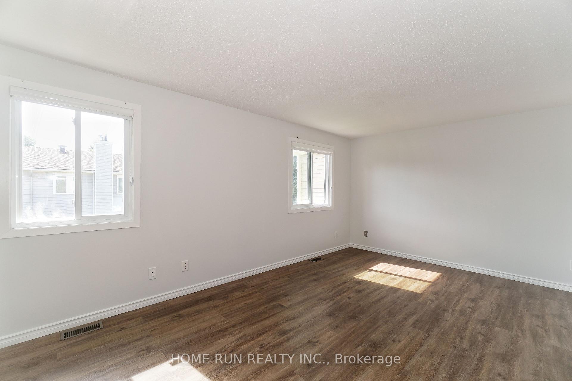 Photo 23 of Unit A, 28 Castlebrook Lane, Ottawa, Centrepointe — HOMEH