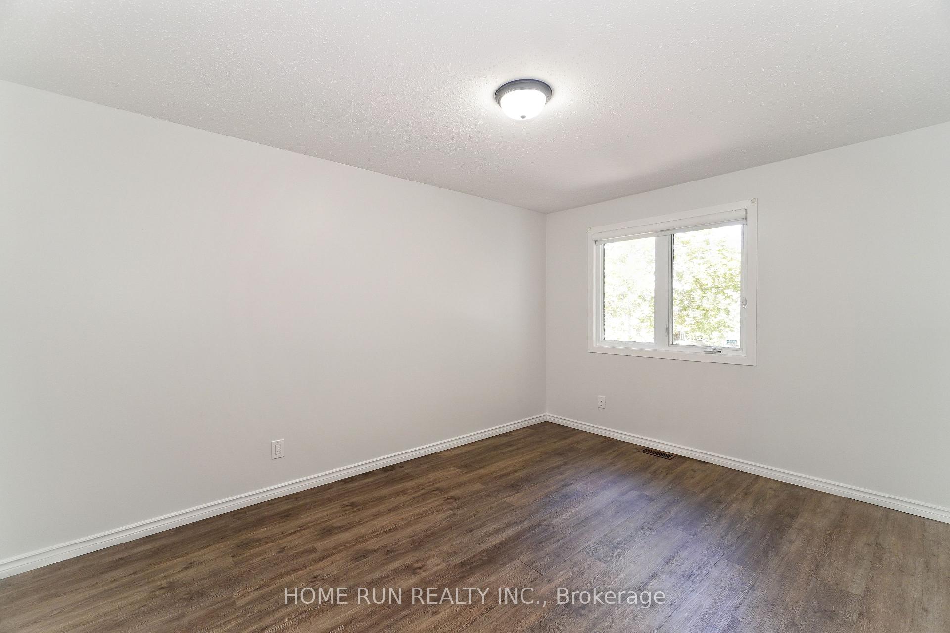 Photo 26 of Unit A, 28 Castlebrook Lane, Ottawa, Centrepointe — HOMEH