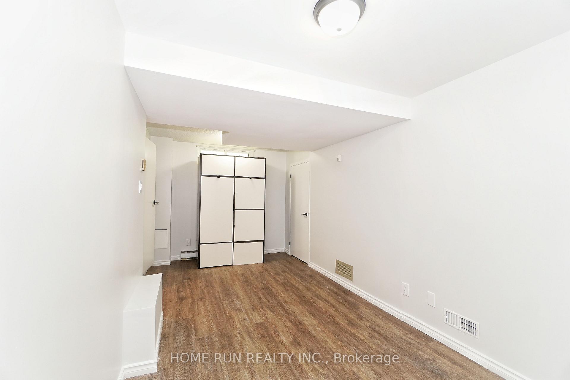 Photo 31 of Unit A, 28 Castlebrook Lane, Ottawa, Centrepointe — HOMEH