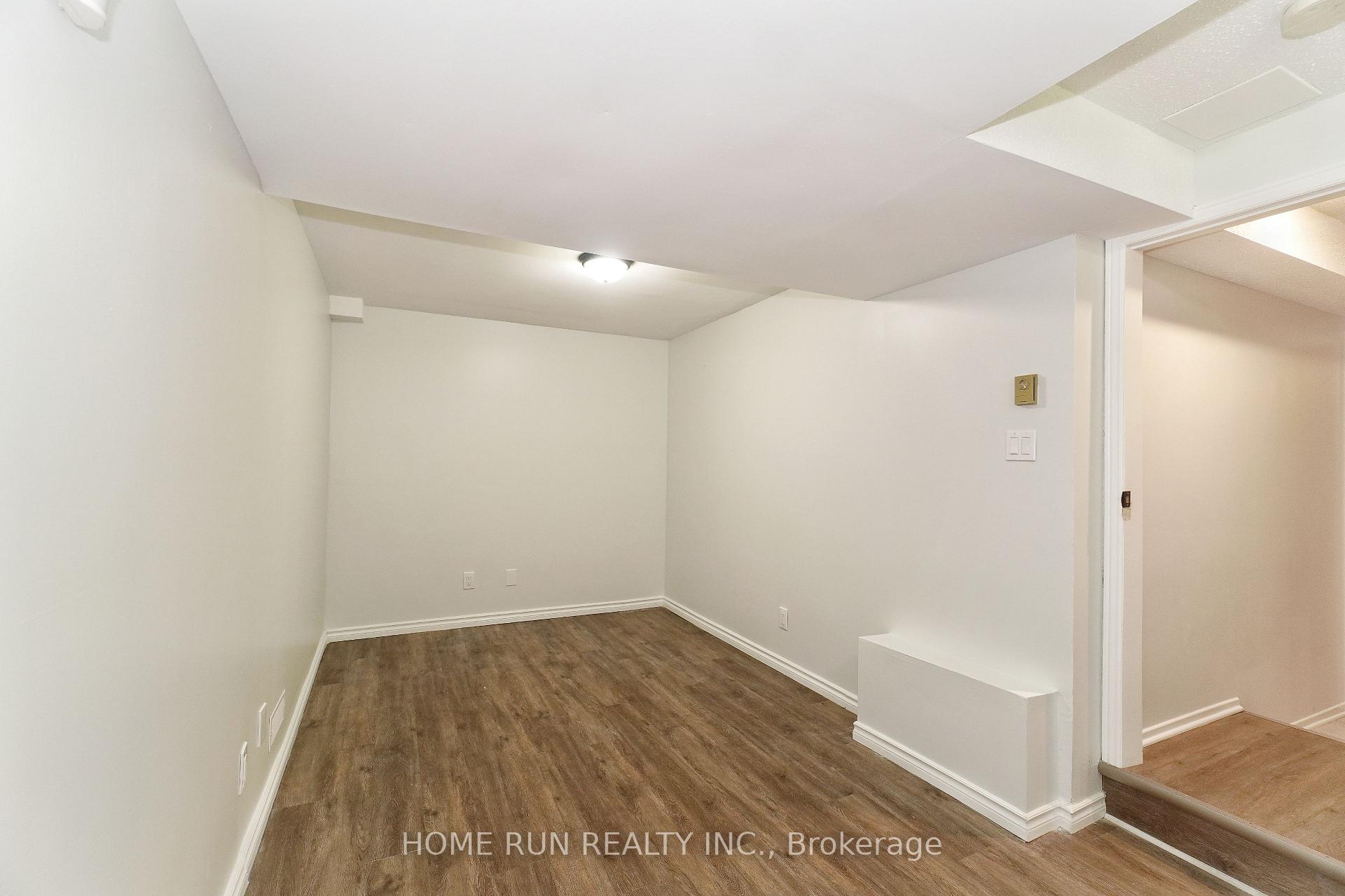 Photo 33 of Unit A, 28 Castlebrook Lane, Ottawa, Centrepointe — HOMEH