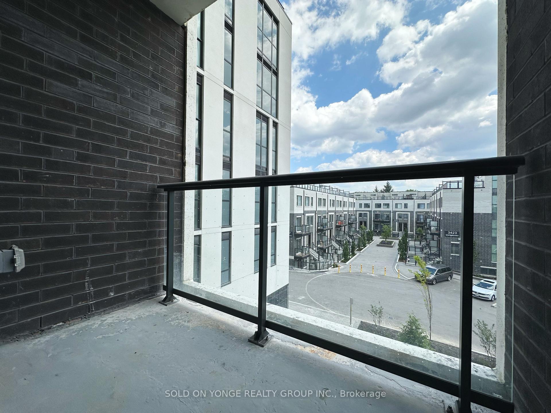 Photo 5 of Unit 306, 3429 Sheppard Avenue E, Scarborough, Tam O'Shanter-Sullivan — HOMEH