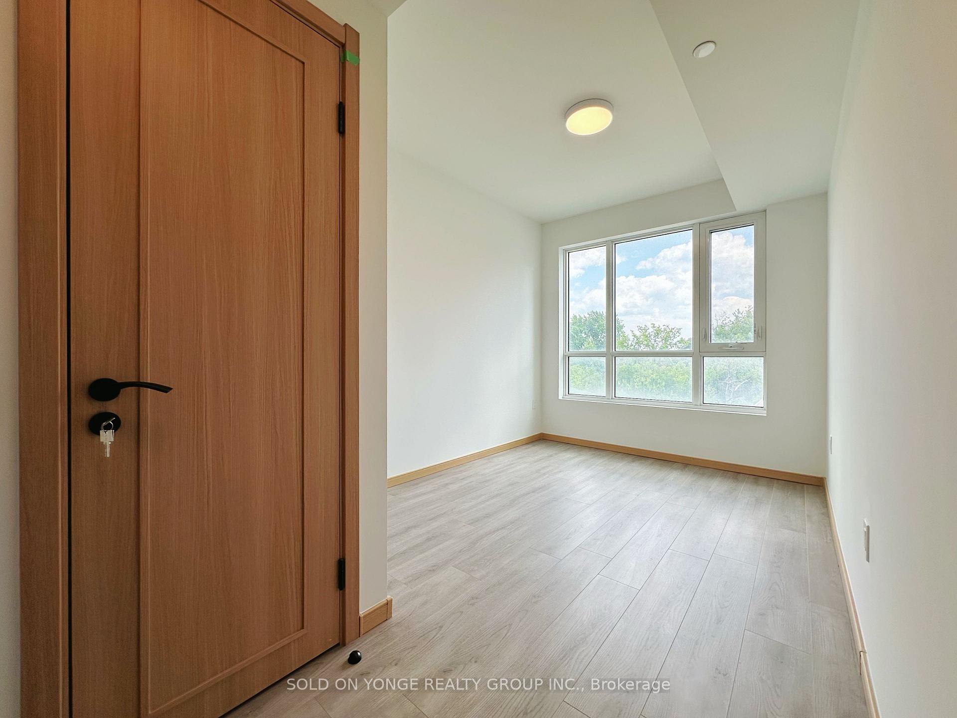 Photo 5 of Unit 211, 3429 Sheppard Avenue E, Scarborough, Tam O'Shanter-Sullivan — HOMEH