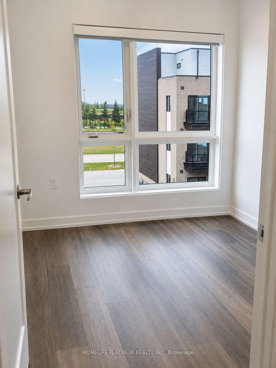 Photo 6 of Unit C6, 10 Palace Street, Kitchener, Laurentian Hills — HOMEH