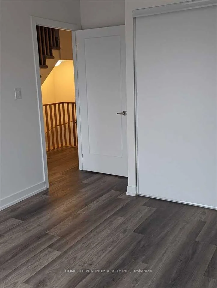 Photo 8 of Unit C6, 10 Palace Street, Kitchener, Laurentian Hills — HOMEH