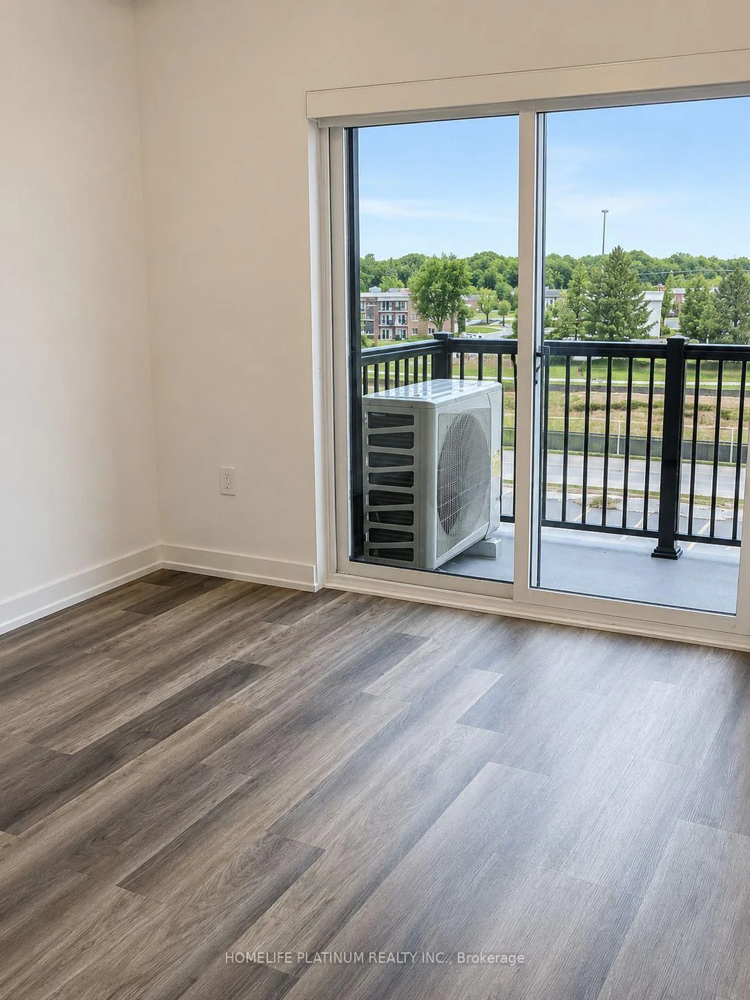 Photo 17 of Unit C6, 10 Palace Street, Kitchener, Laurentian Hills — HOMEH