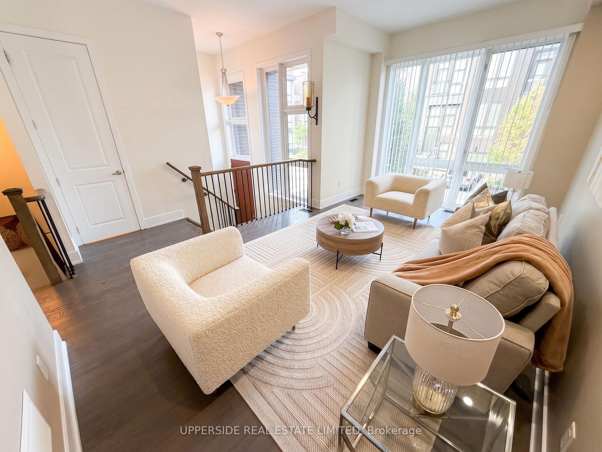 Photo 2 of 8 Sable Road, Vaughan, Patterson — HOMEH