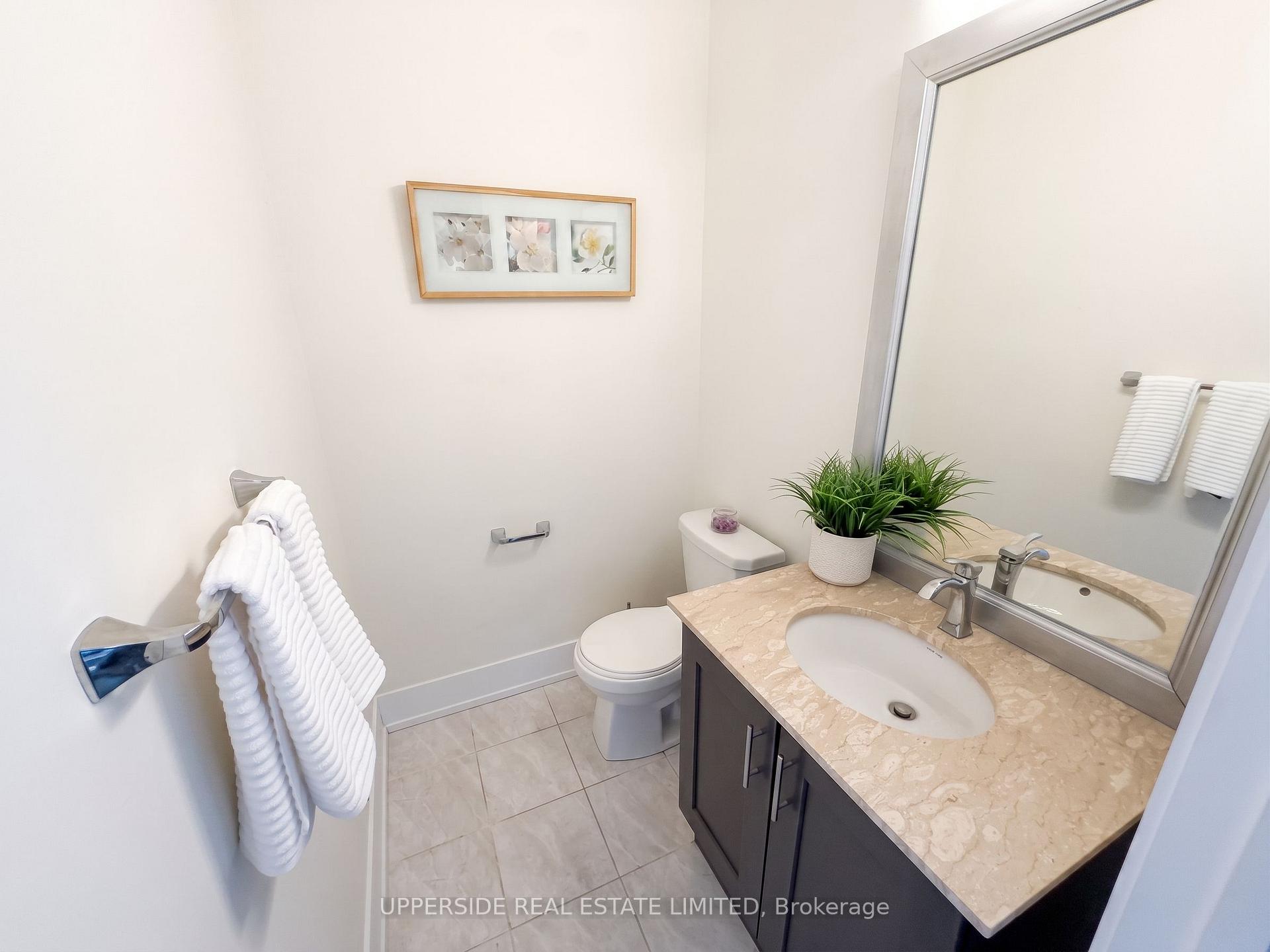 Photo 5 of 8 Sable Road, Vaughan, Patterson — HOMEH