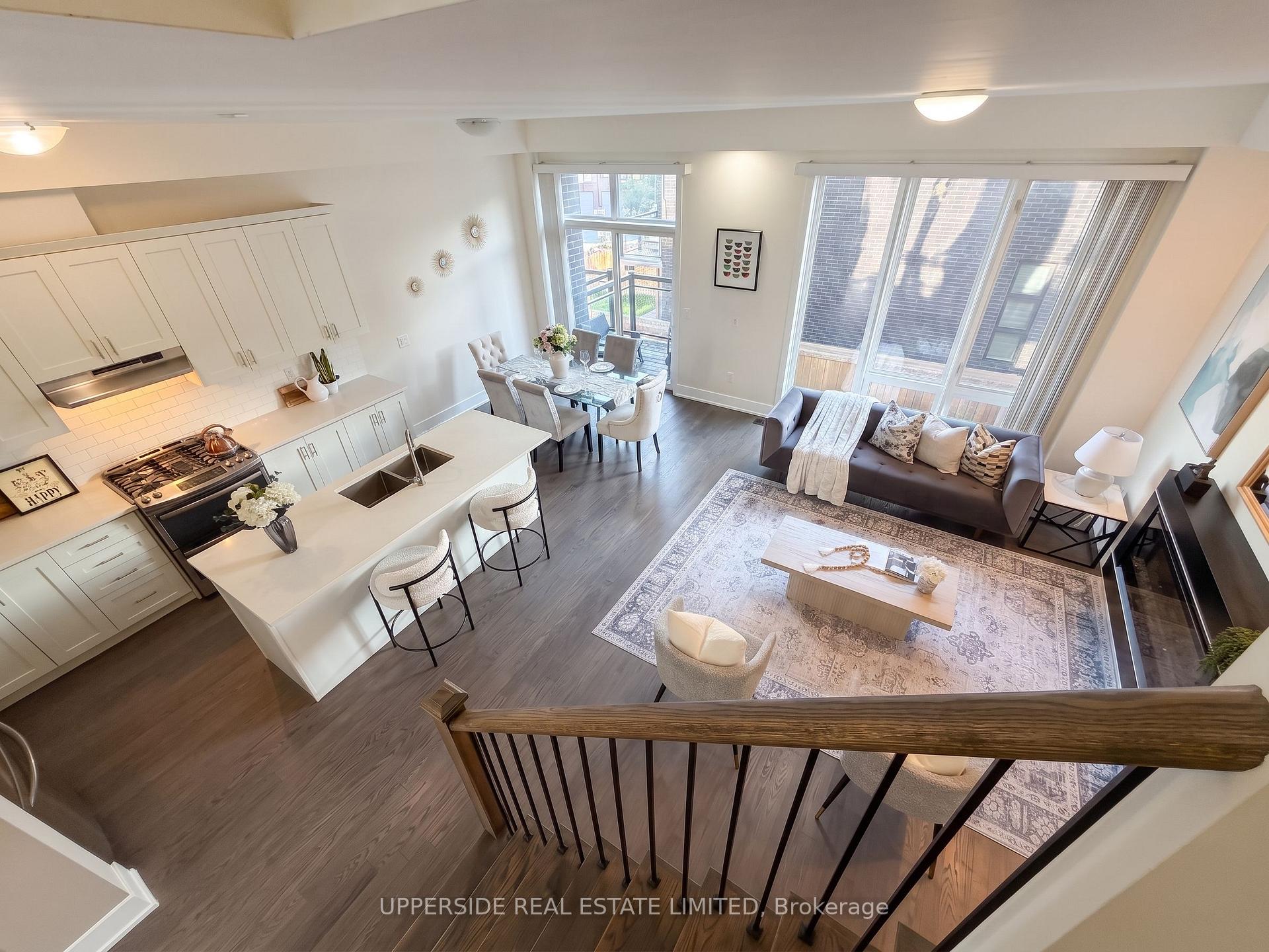 Photo 12 of 8 Sable Road, Vaughan, Patterson — HOMEH