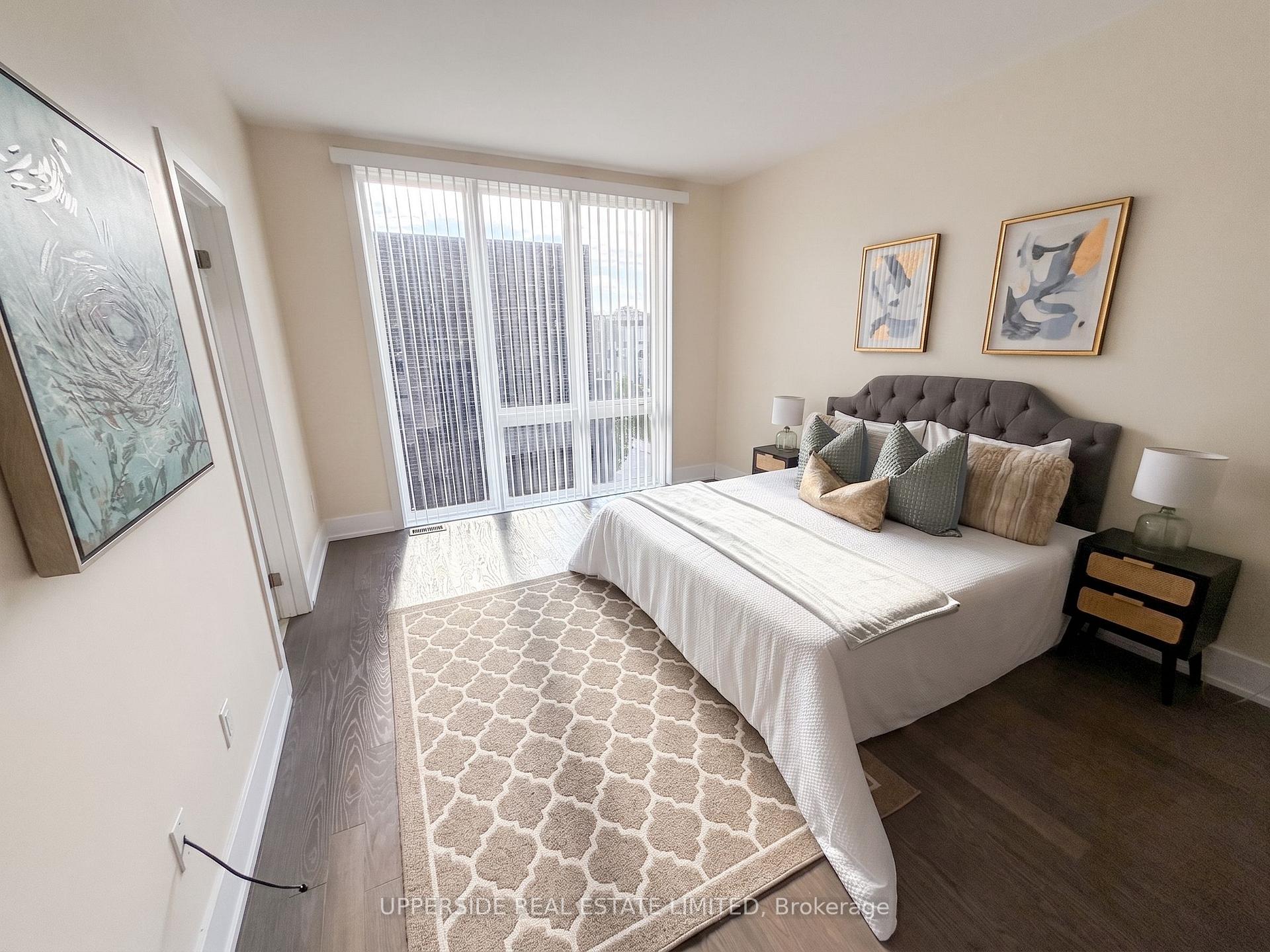 Photo 17 of 8 Sable Road, Vaughan, Patterson — HOMEH