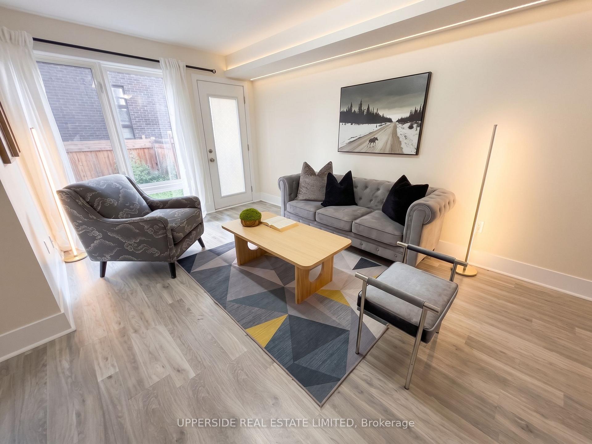 Photo 22 of 8 Sable Road, Vaughan, Patterson — HOMEH