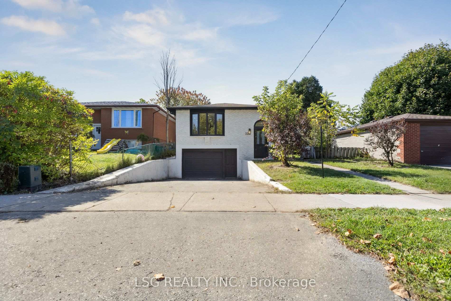 Photo of Unit Basement, 335 Belmont Avenue W