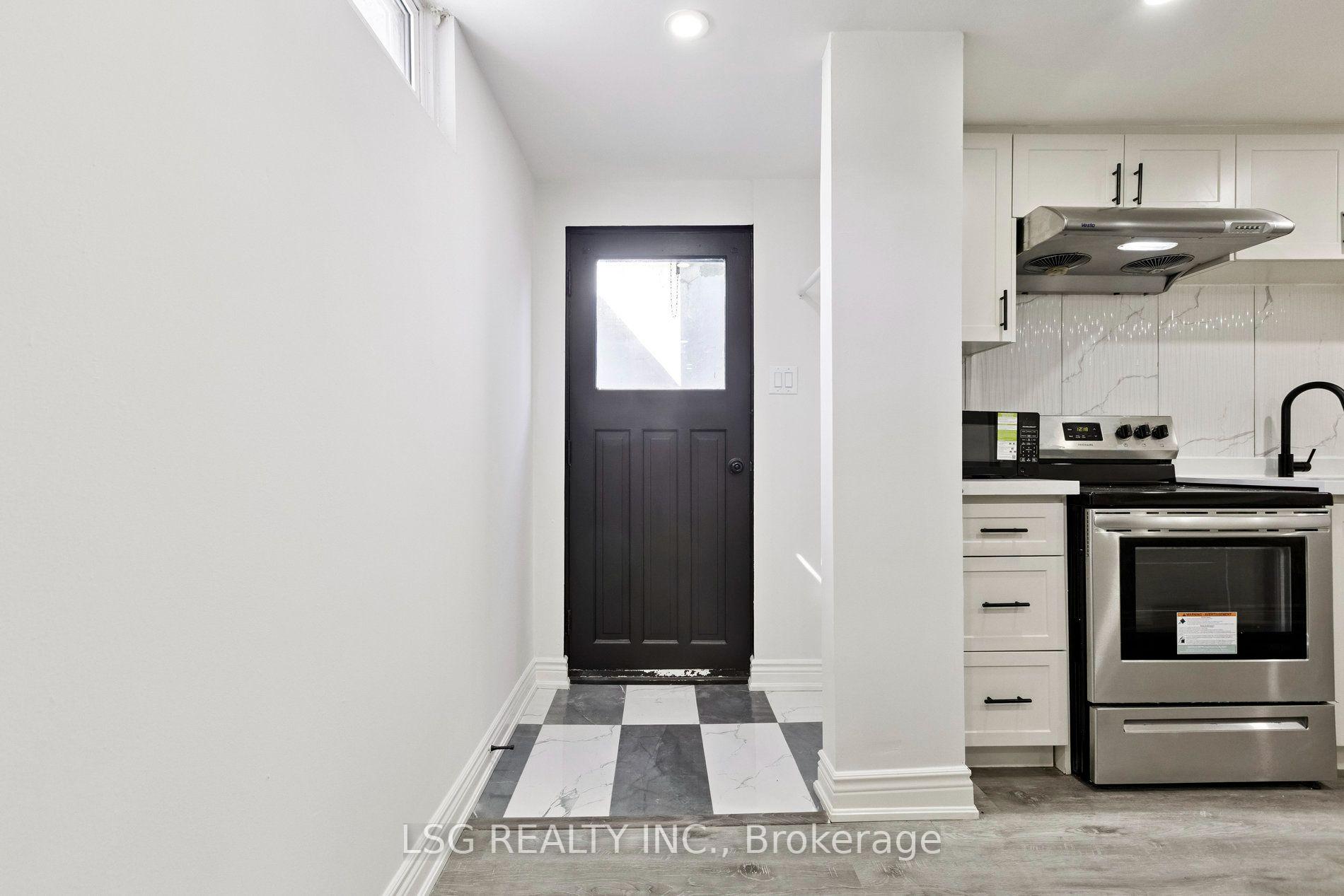 Photo 5 of Unit Basement, 335 Belmont Avenue W, Kitchener, Cherry Hill — HOMEH