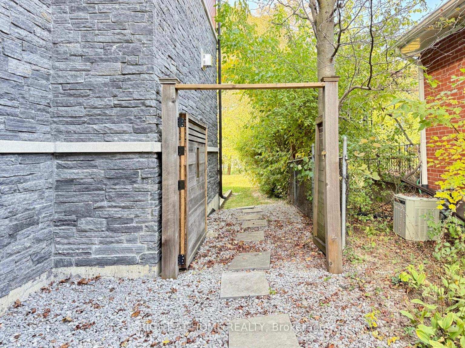 Photo 16 of Unit Basemnt, 56 Lloydminster Crescent, North York, Newtonbrook East — HOMEH