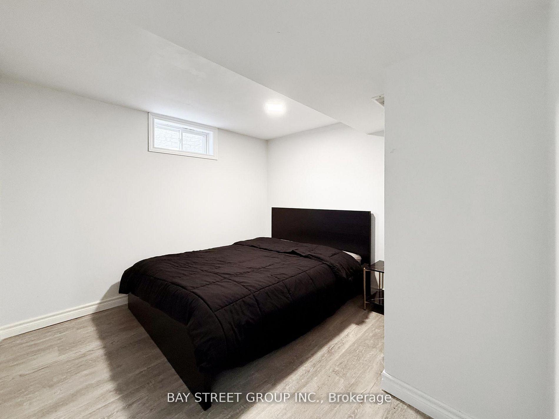 Photo 6 of 82 Radwell Cres, Scarborough, Milliken — HOMEH