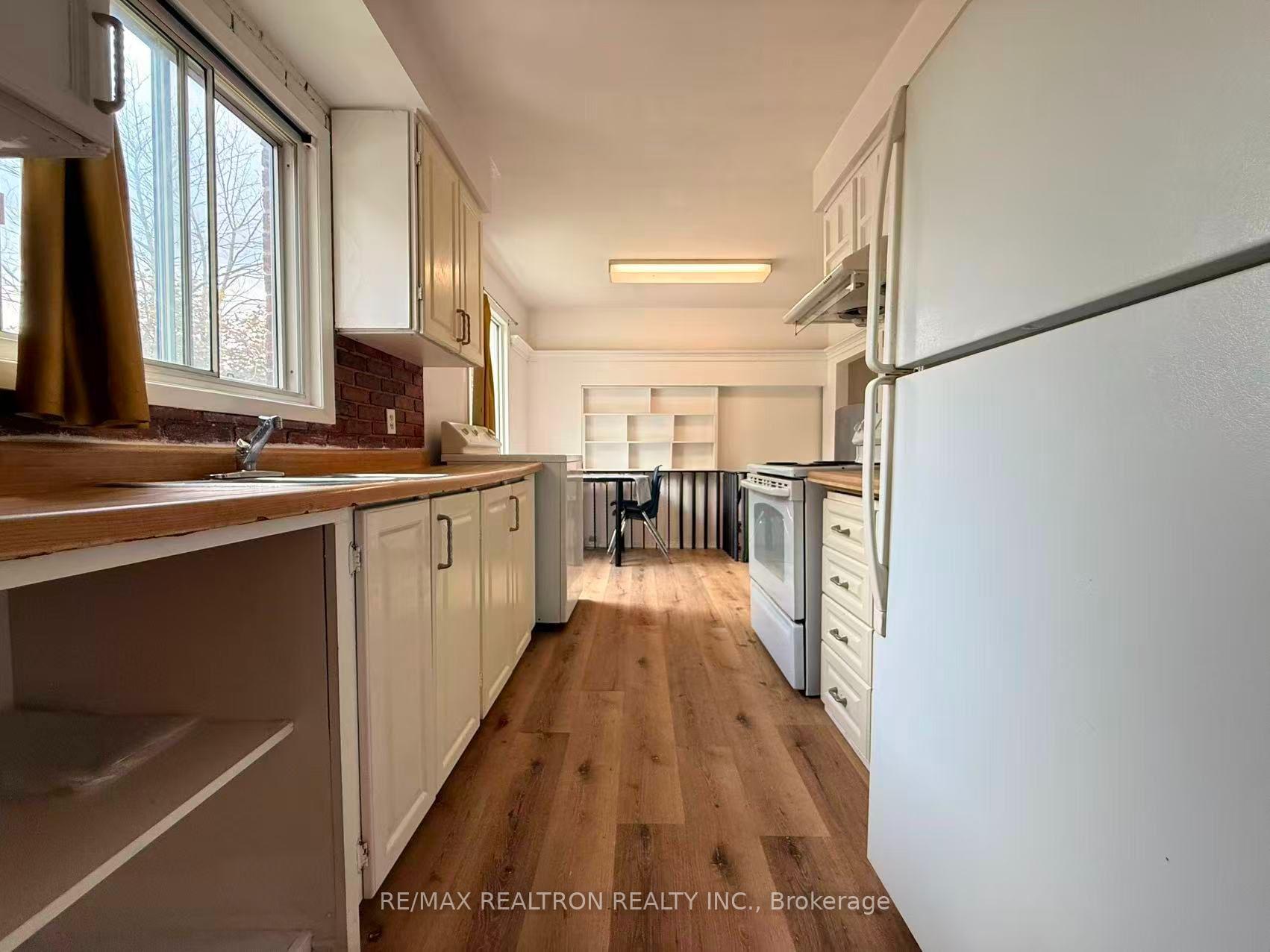 Photo 2 of Unit Upper, 2 Plum Brook Crescent, Scarborough, Agincourt South-Malvern West — HOMEH