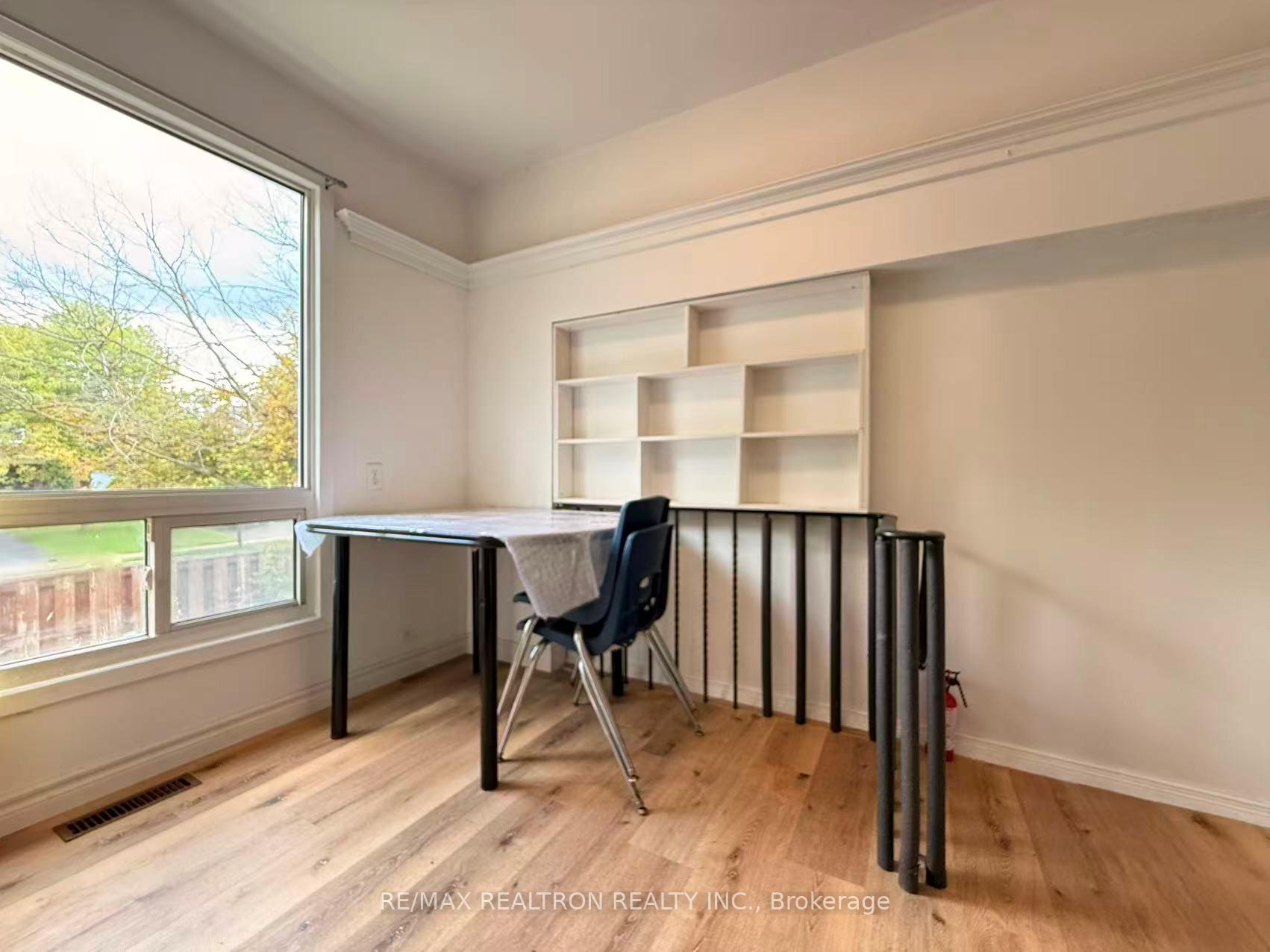 Photo 5 of Unit Upper, 2 Plum Brook Crescent, Scarborough, Agincourt South-Malvern West — HOMEH