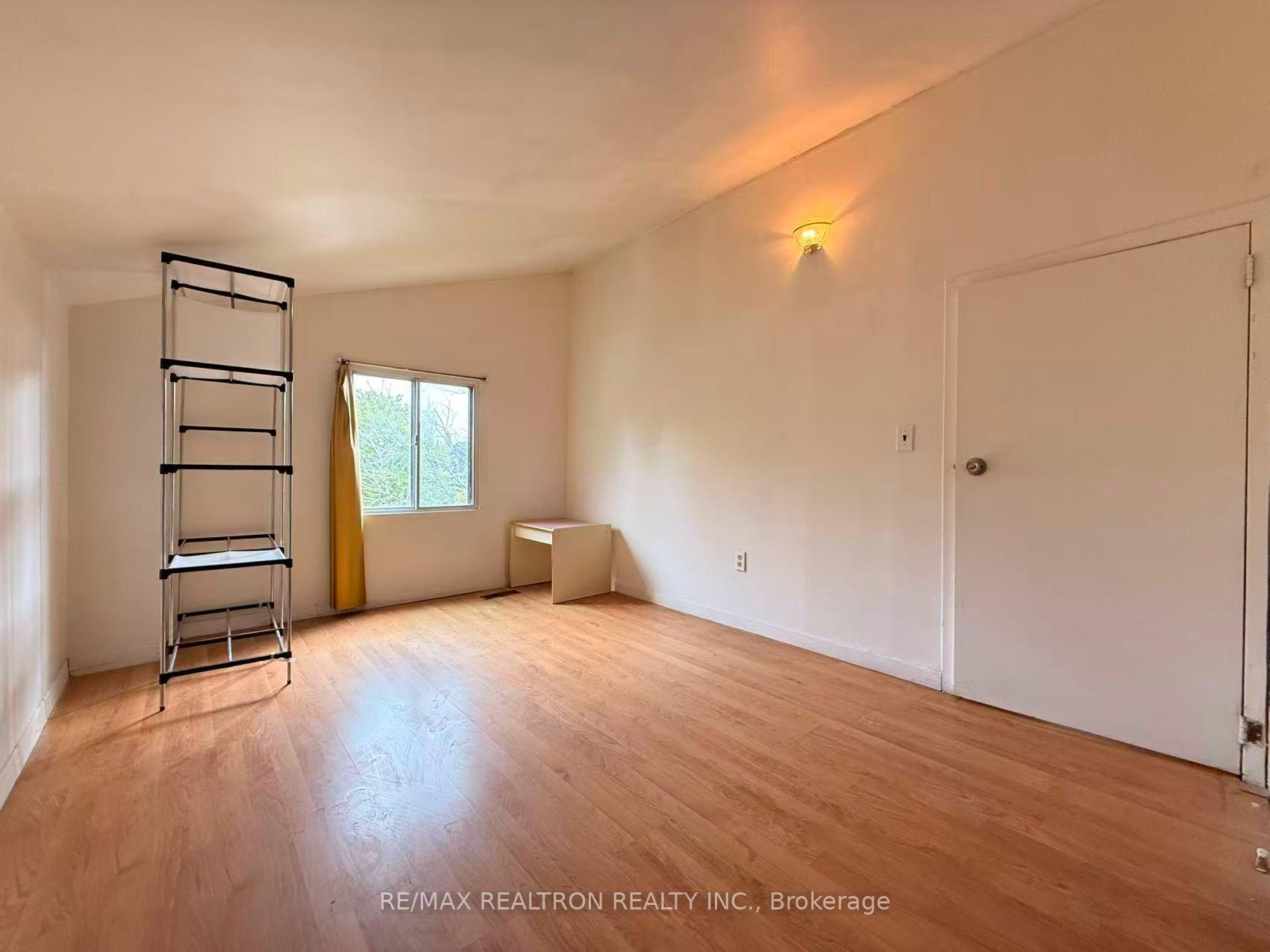 Photo 21 of Unit Upper, 2 Plum Brook Crescent, Scarborough, Agincourt South-Malvern West — HOMEH