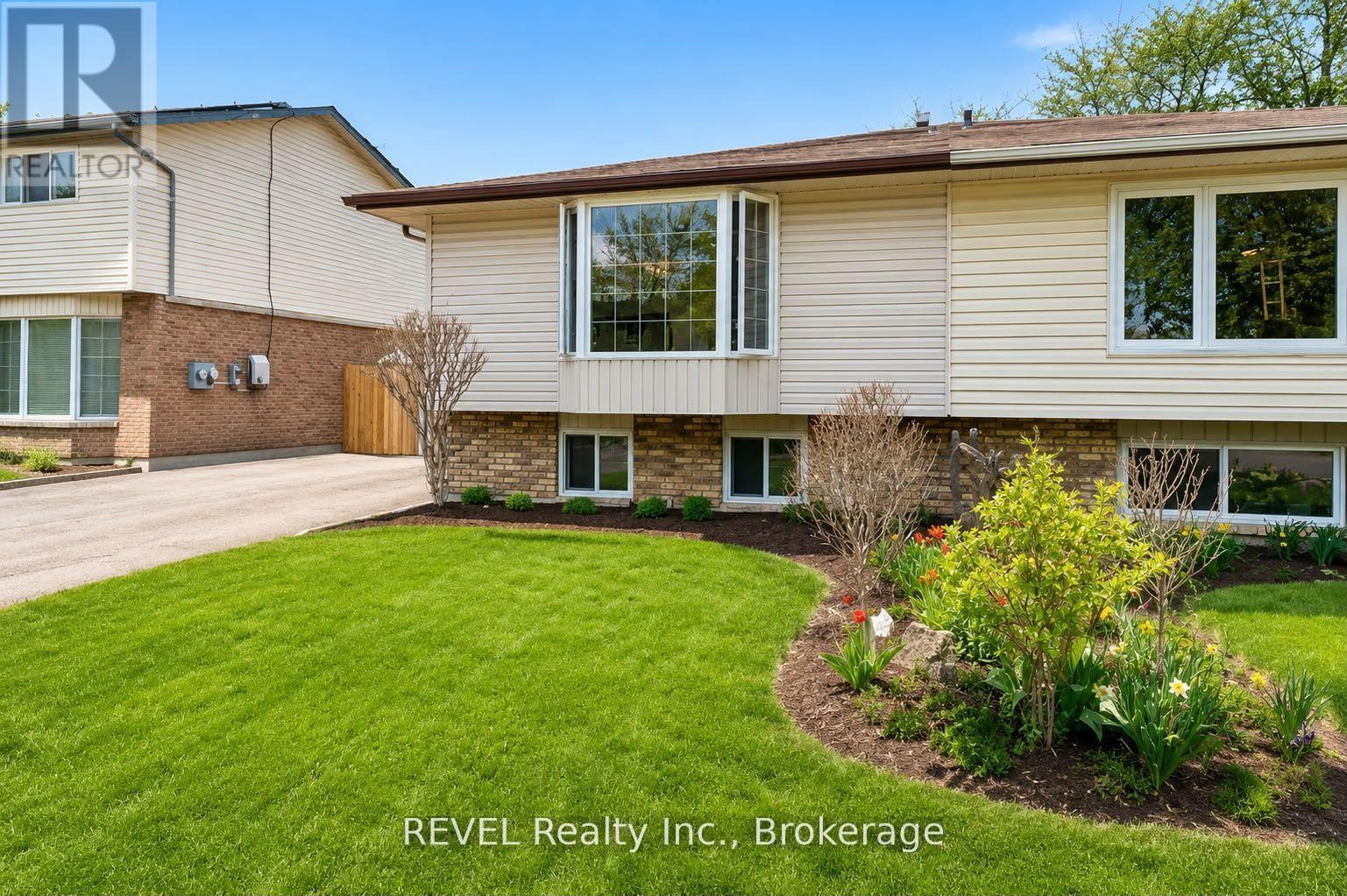Photo 1 of Unit UPPER, 52 Bula Drive, St. Catharines, Lakeport — HOMEH