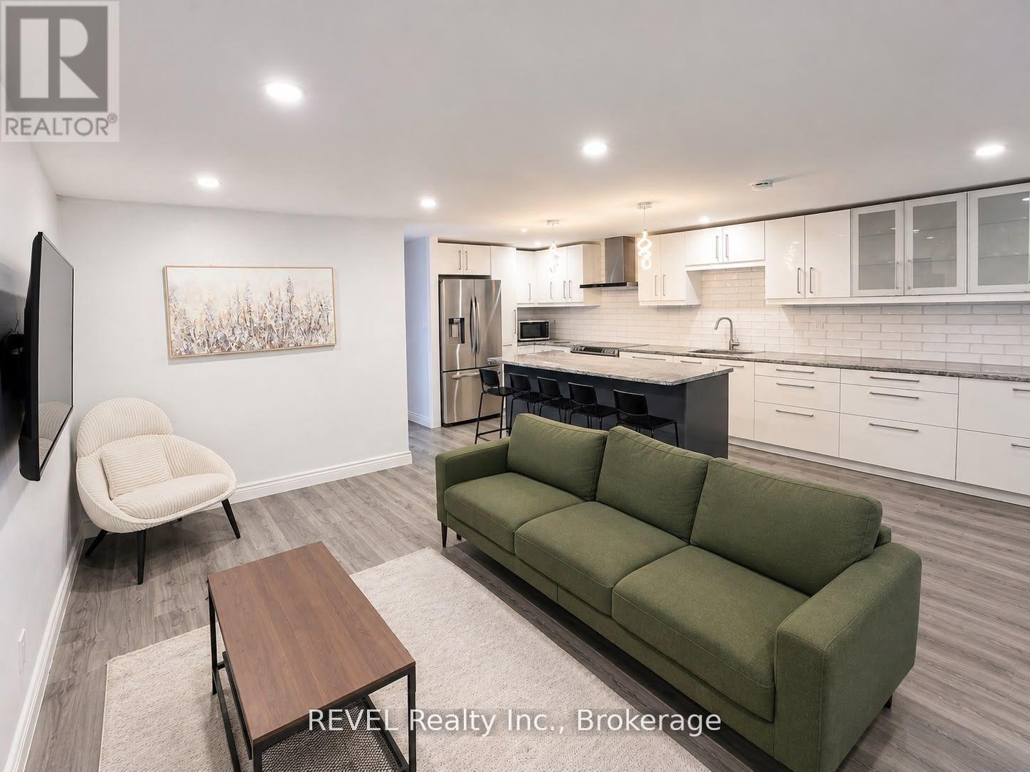 Photo 3 of Unit UPPER, 52 Bula Drive, St. Catharines, Lakeport — HOMEH
