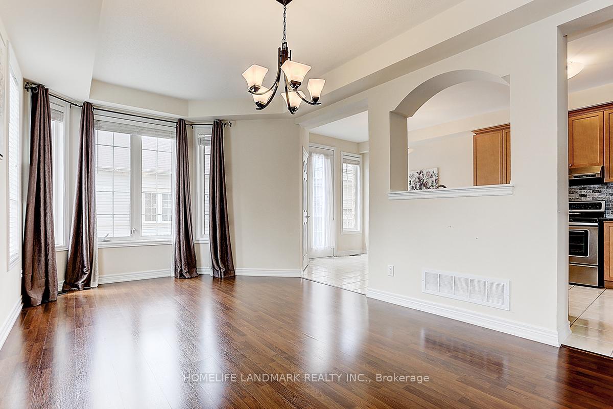 Photo 9 of 10 Paper Birch Drive, Markham, Cornell — HOMEH