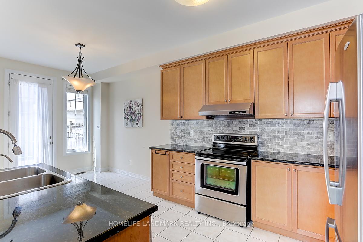 Photo 10 of 10 Paper Birch Drive, Markham, Cornell — HOMEH