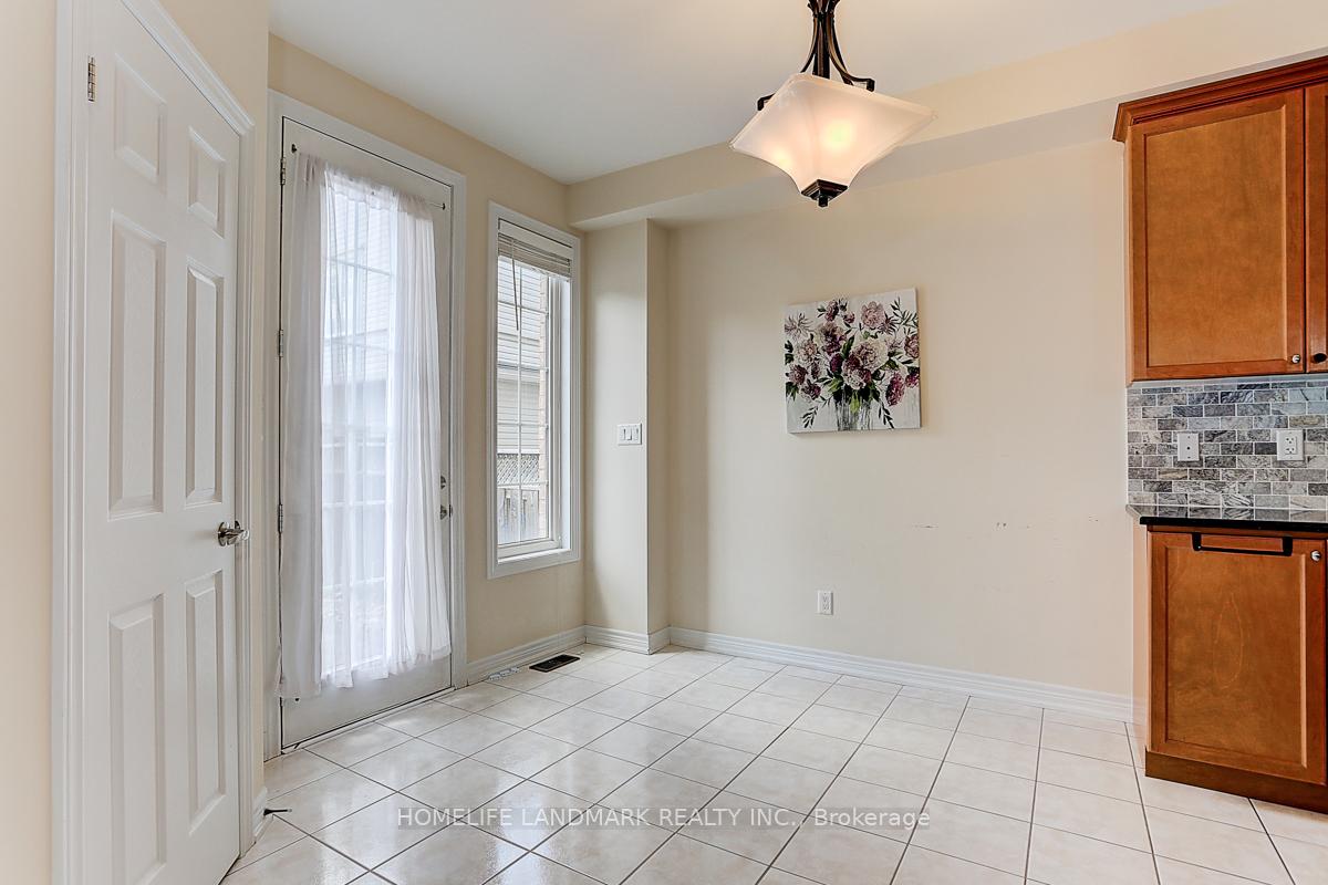 Photo 14 of 10 Paper Birch Drive, Markham, Cornell — HOMEH