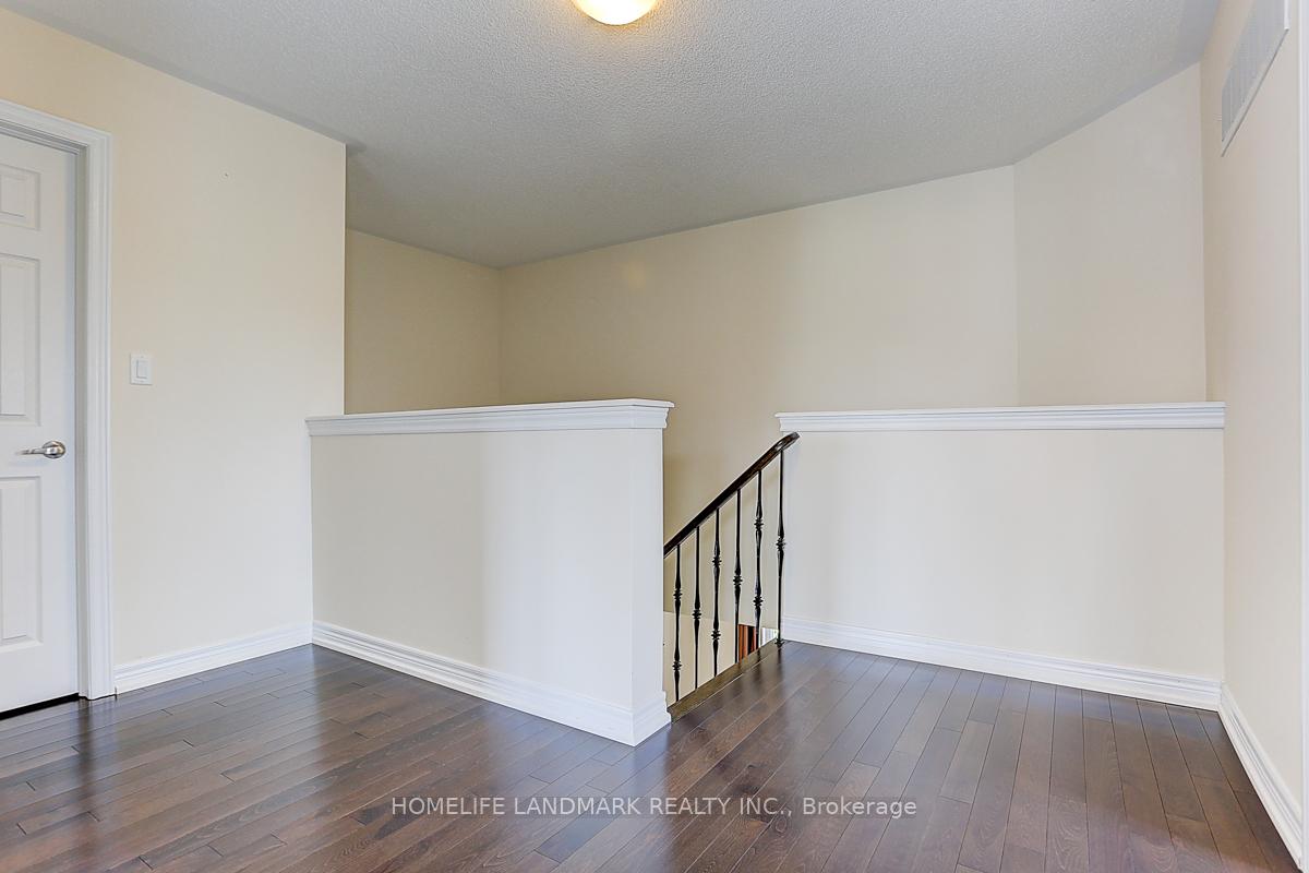Photo 23 of 10 Paper Birch Drive, Markham, Cornell — HOMEH