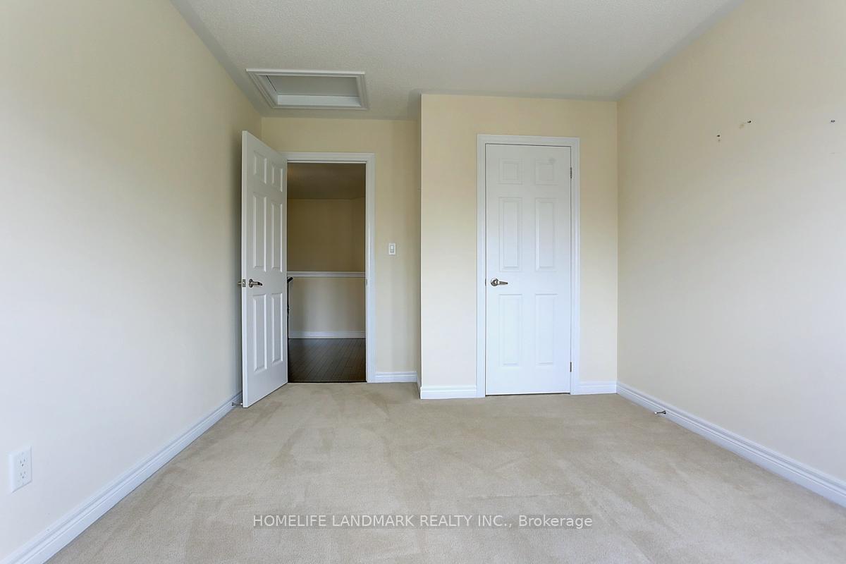 Photo 25 of 10 Paper Birch Drive, Markham, Cornell — HOMEH