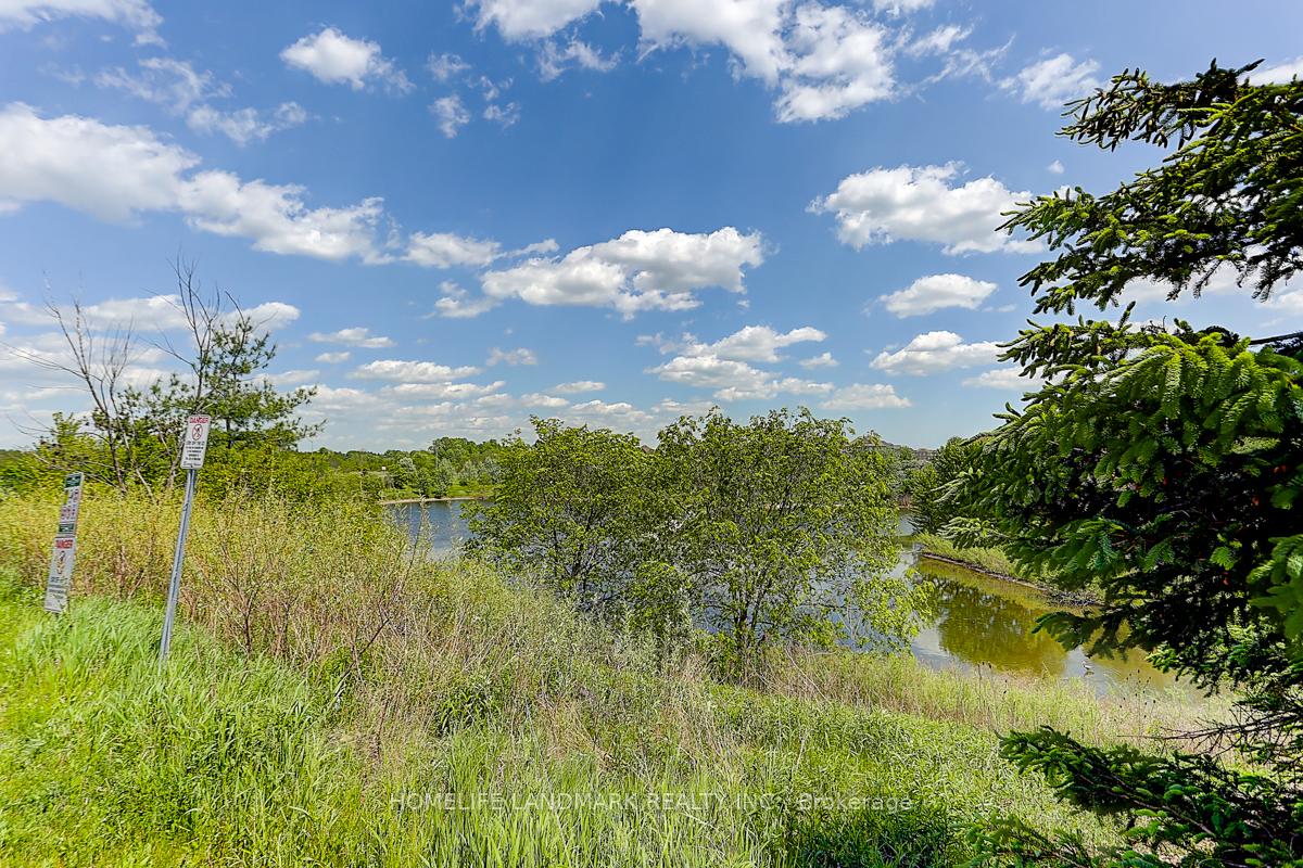 Photo 31 of 10 Paper Birch Drive, Markham, Cornell — HOMEH
