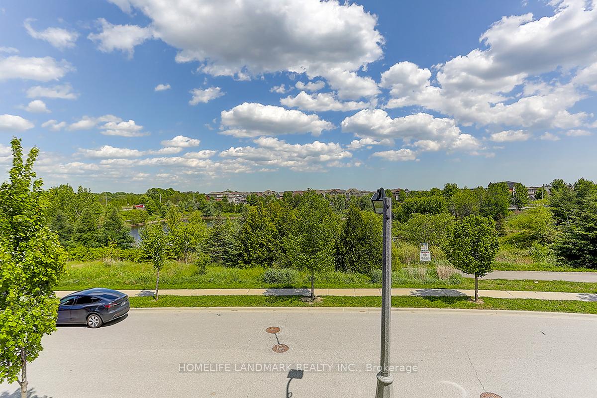 Photo 32 of 10 Paper Birch Drive, Markham, Cornell — HOMEH