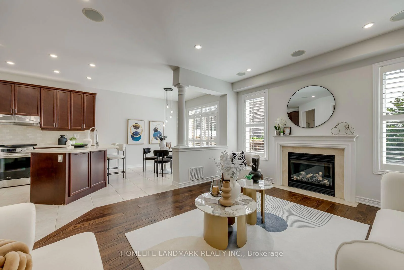 Photo 12 of 2462 Pine Glen Road, Oakville, Westmount — HOMEH