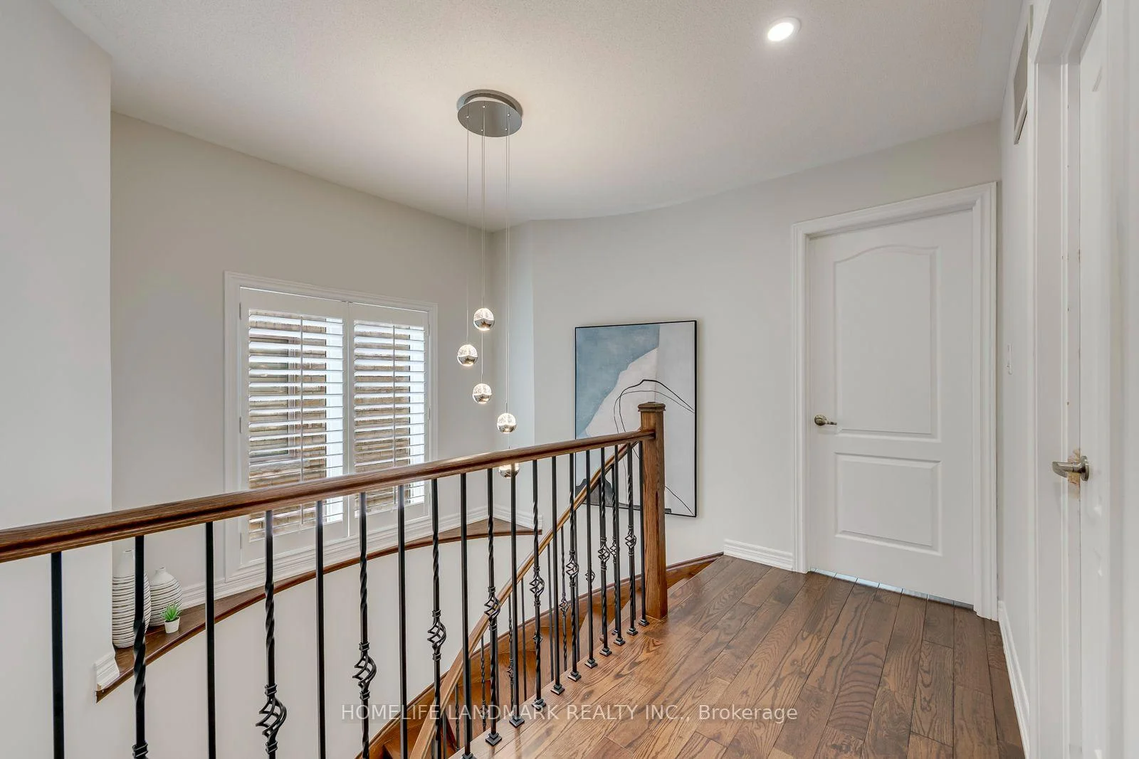 Photo 28 of 2462 Pine Glen Road, Oakville, Westmount — HOMEH