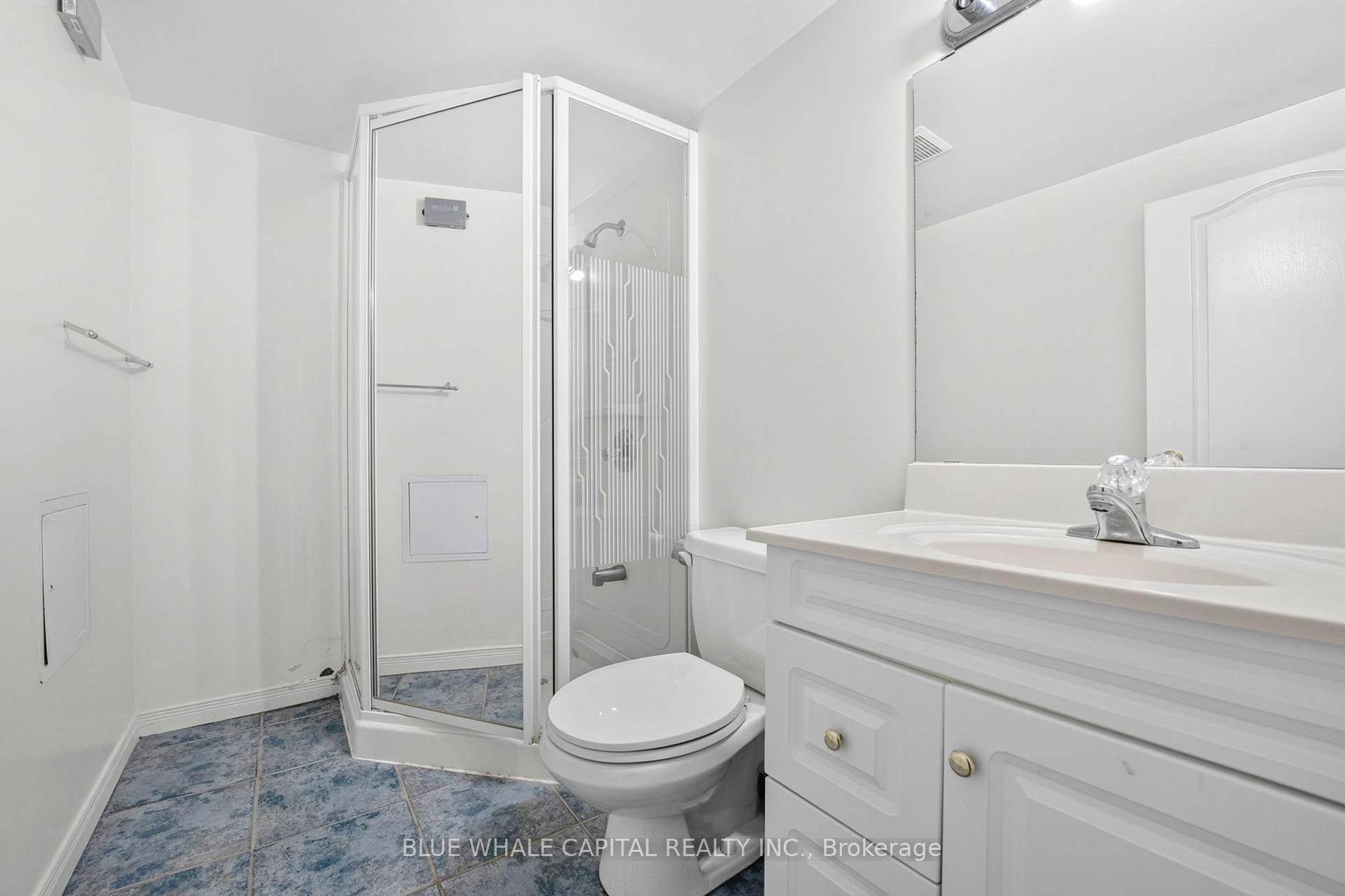 Photo 37 of 61 Holmbush Crescent, Scarborough, Steeles — HOMEH