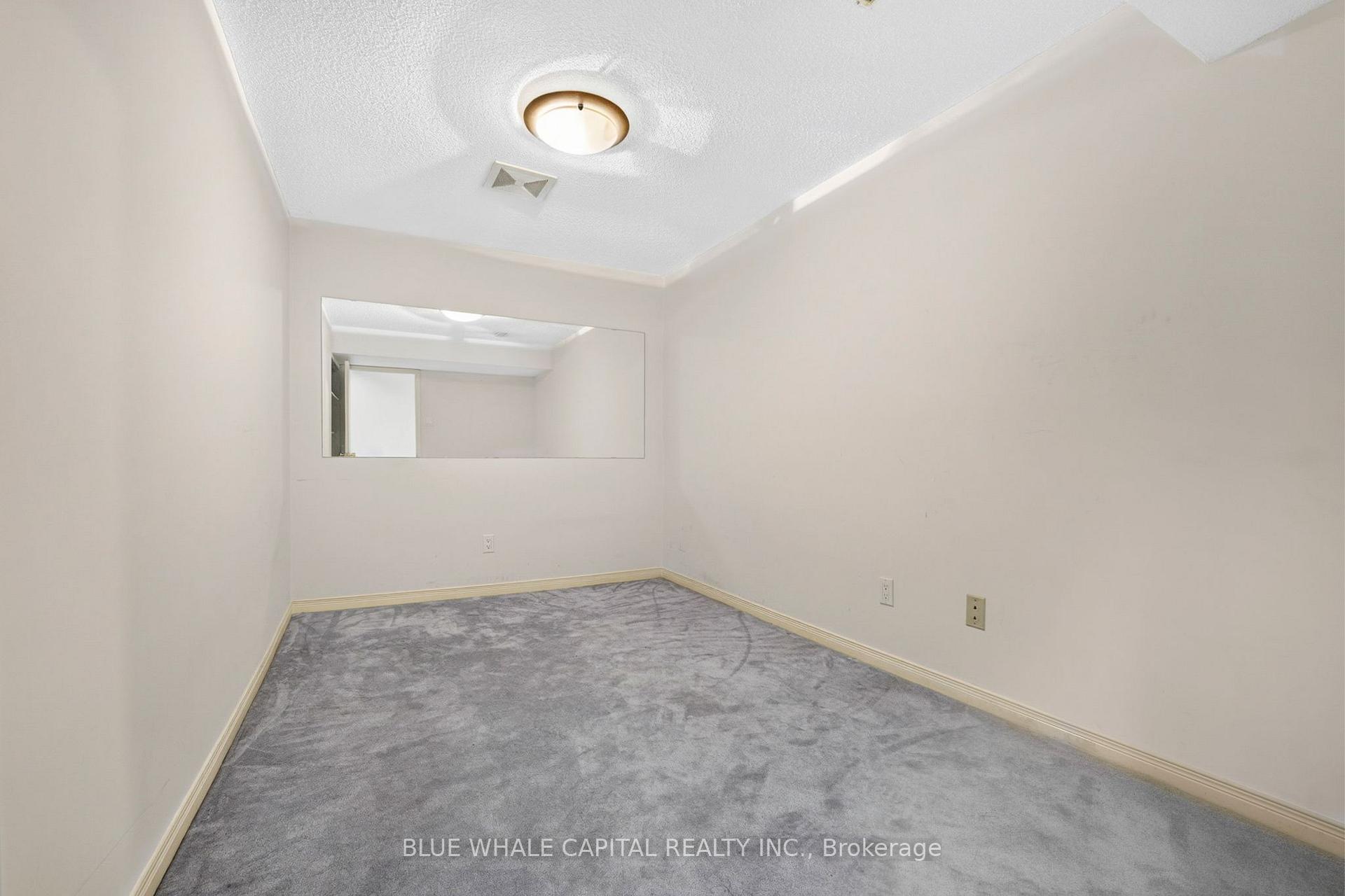 Photo 38 of 61 Holmbush Crescent, Scarborough, Steeles — HOMEH