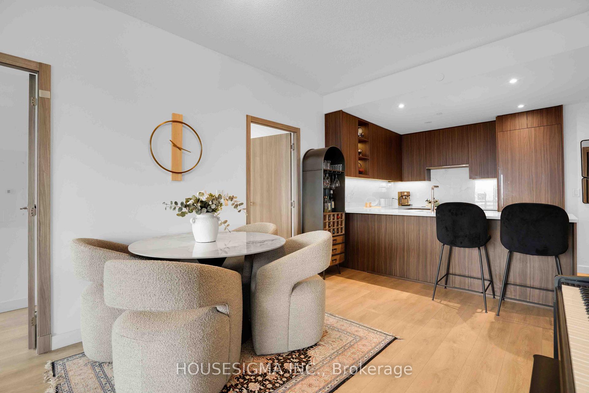 Photo 13 of Unit 1803, 25 McMahon Drive, North York, Bayview Village — HOMEH