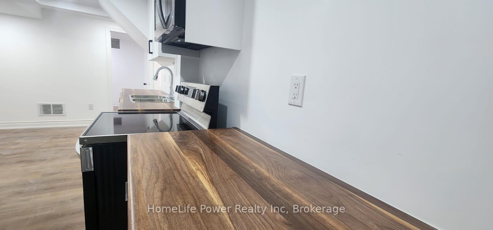 Photo 7 of Unit Basement, 6 Hollyberry Place, Guelph, Willow West/Sugarbush/West Acres — HOMEH