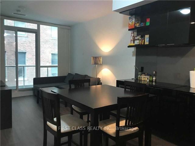Photo 4 of Unit 908, 70 Temperance Street, Toronto, Bay Street Corridor — HOMEH