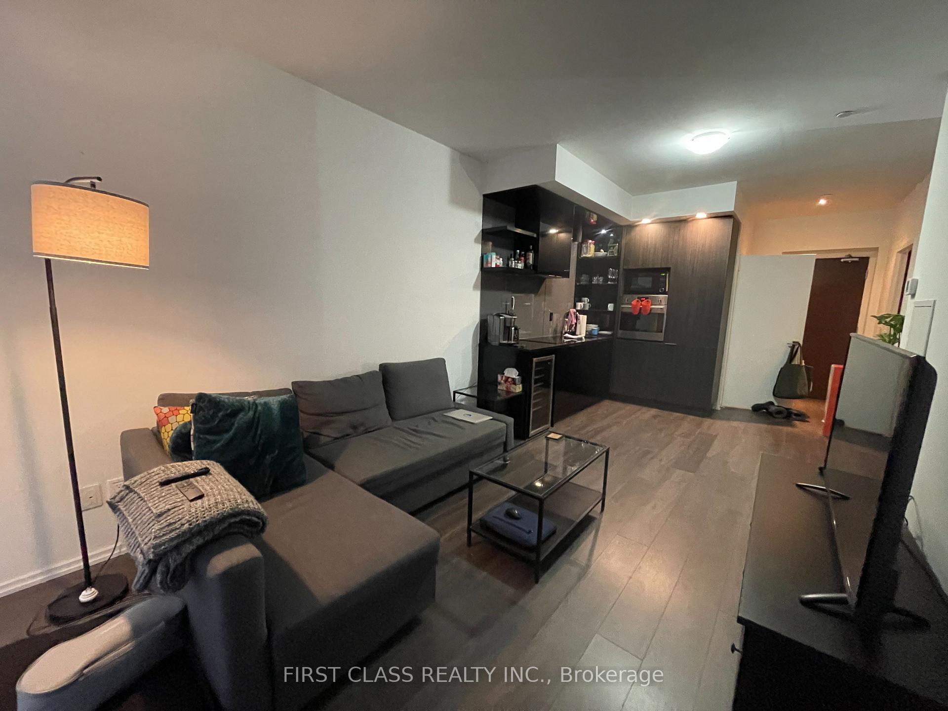 Photo 6 of Unit 908, 70 Temperance Street, Toronto, Bay Street Corridor — HOMEH